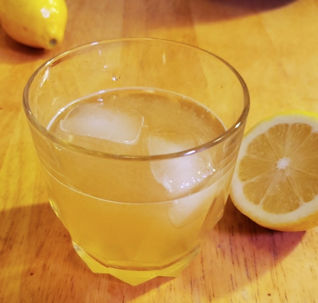 Fish house punch, served