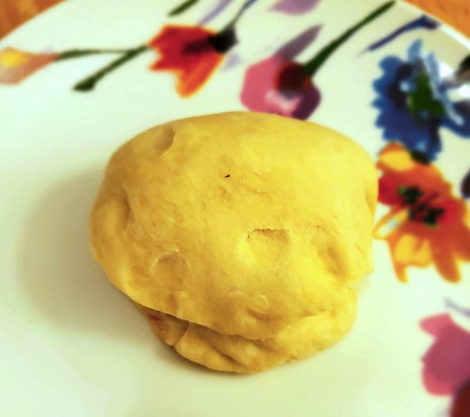 Image of one of the finished rolls on a floral-patterned plate.