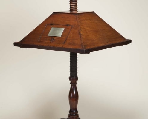 Reading and Writing Stand (Philadelphia, ca. 1770s). Gift of Albanus C. Logan, 1870. Owned by John Dickinson.