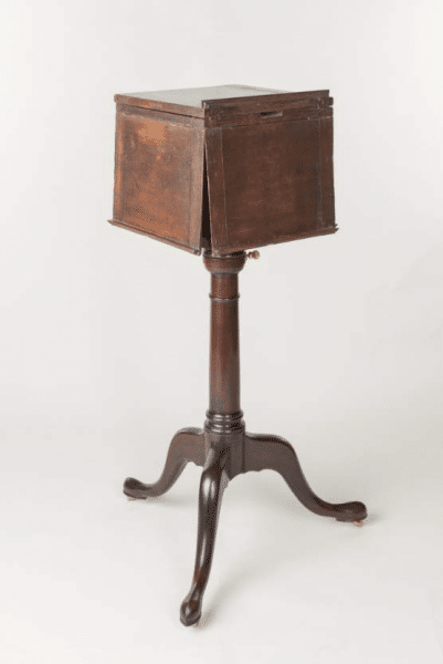 Revolving Stand closed (with reproduction base) (New York, 1790). Owned by Thomas Jefferson. Images courtesy of the Thomas Jefferson Foundation at Monticello.