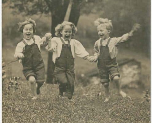 William Jennings. Ralph, Sara, and Bill Jennings at Fern Rock Camp, gelatin silver photograph, ca. 1912.
