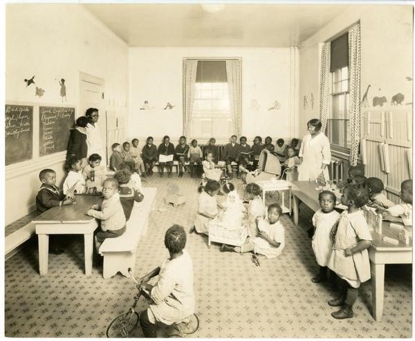 Photo-Illustrators, [African American primary school classroom], ca. 1930. Gelatin silver print.