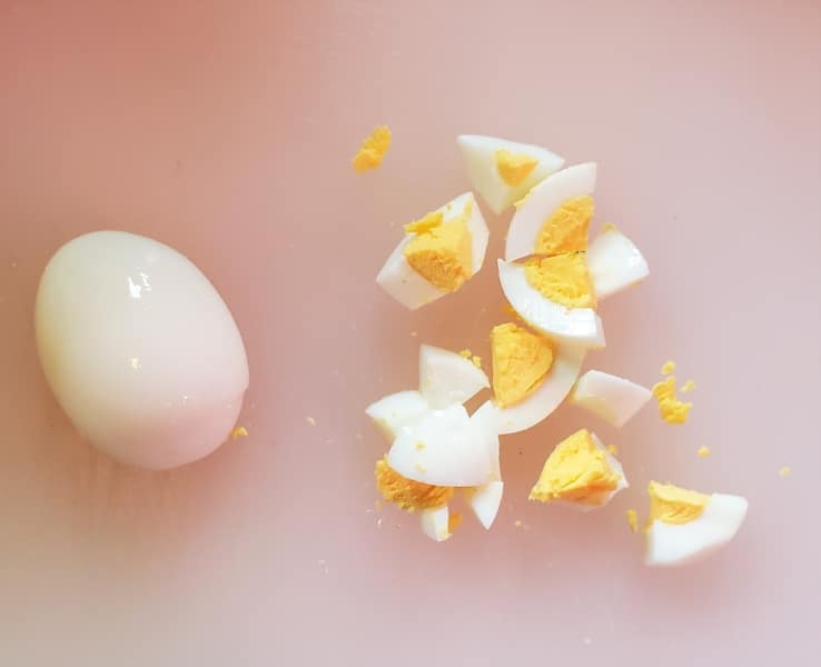 Hardboiled eggs, chopped