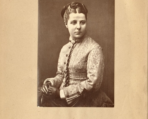 Photographic portrait of Annie Besant with signature