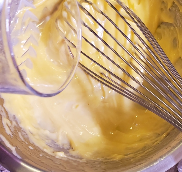 Adding lemon juice to mayo
