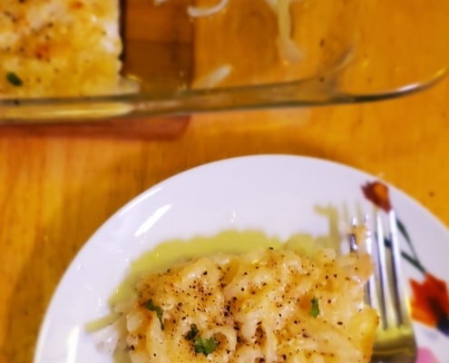 Vermicelli and cheese, served