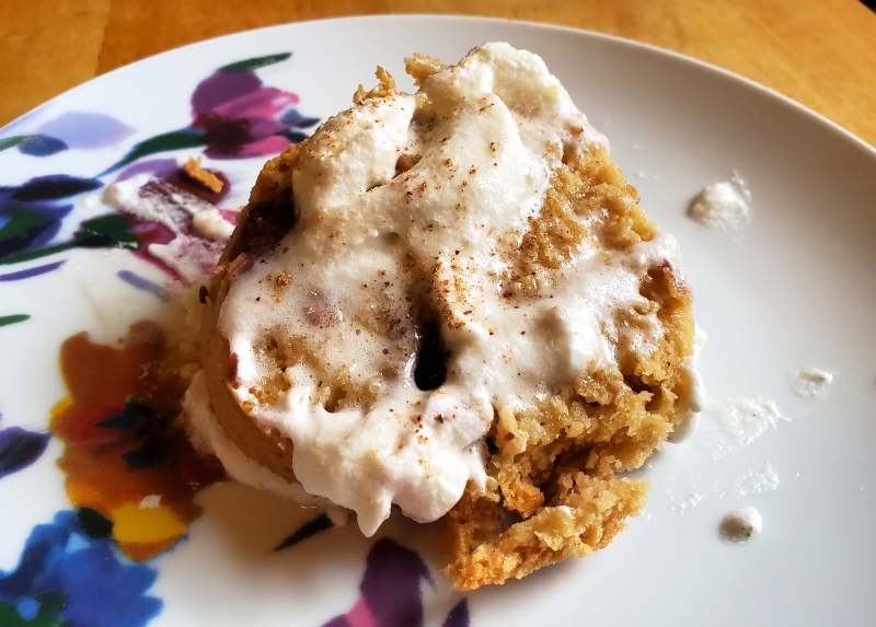 Blackberry pudding with Fairy Butter, ready to eat